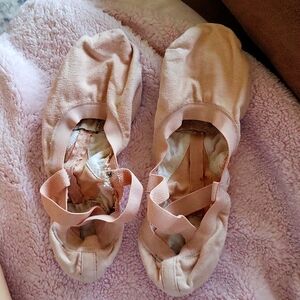 Ballet shoes 🩰